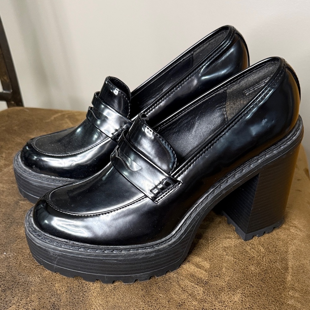 Madden Girl Shiny Black Chunky Loafers - Picture 1 of 6